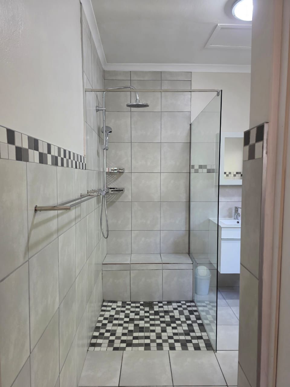 Full bathroom suite renovation